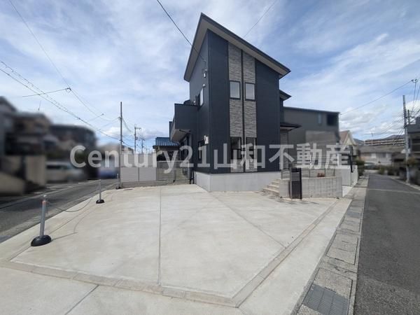 Modern 4LDK House in Kameoka, Kyoto with High Energy Efficiency - Thumbnail 2