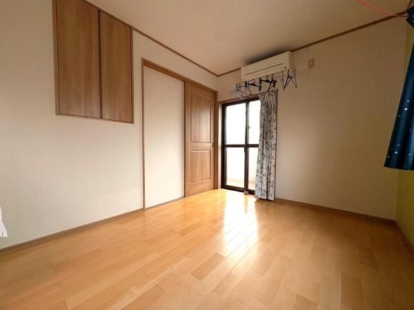 Renovated 4LDK House in Yao City, Osaka - 74.52 sqm - Thumbnail 3