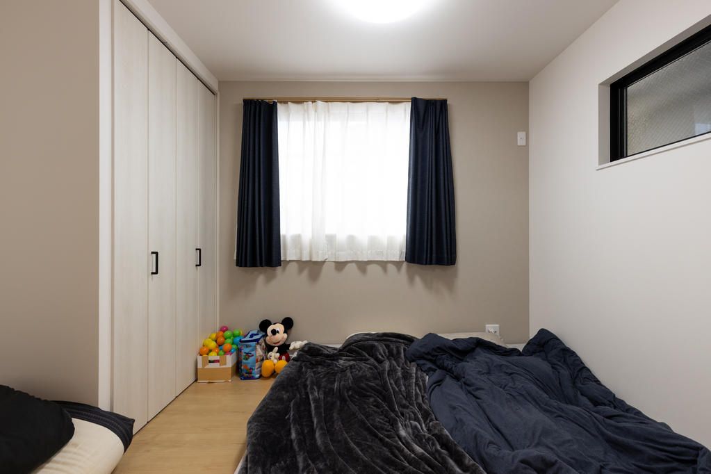 Modern 3-Story 3SLDK House Near Abikomichi Station, Osaka - Thumbnail 4