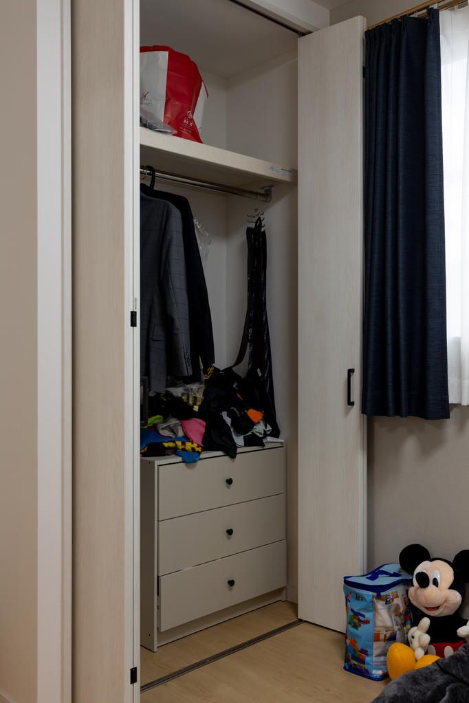 Modern 3-Story 3SLDK House Near Abikomichi Station, Osaka - Thumbnail 3