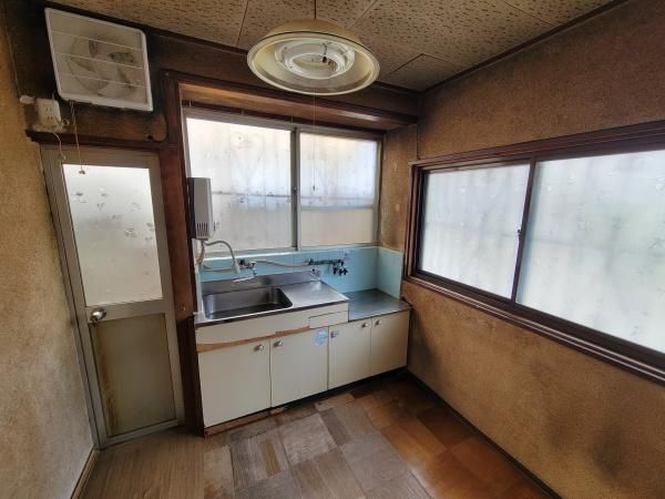 4K Terrace House for Sale in Fujiidera, Osaka - 7 Million Yen - Thumbnail 4