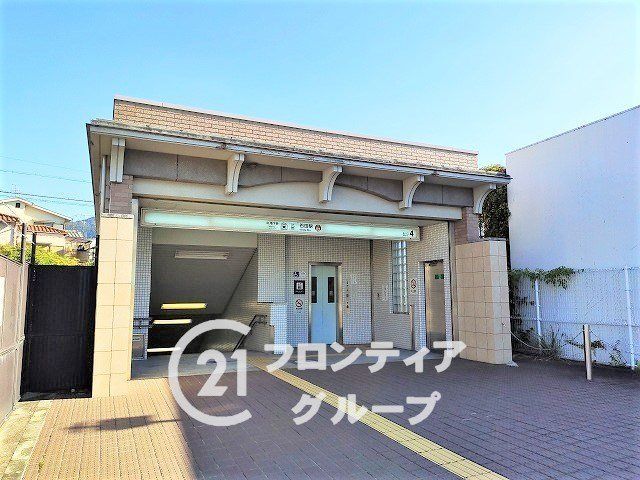 4LDK Detached House for Sale in Fushimi-ku, Kyoto - Thumbnail 2