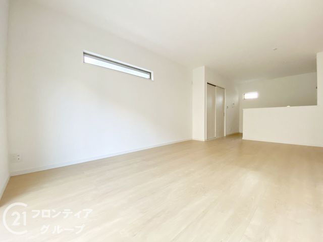 Modern 4LDK House for Sale in Yao City, Osaka - Thumbnail 4