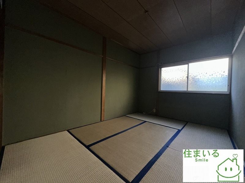 Terraced House for Sale in Kadoma, Osaka - 3DK, South-Facing - Thumbnail 3