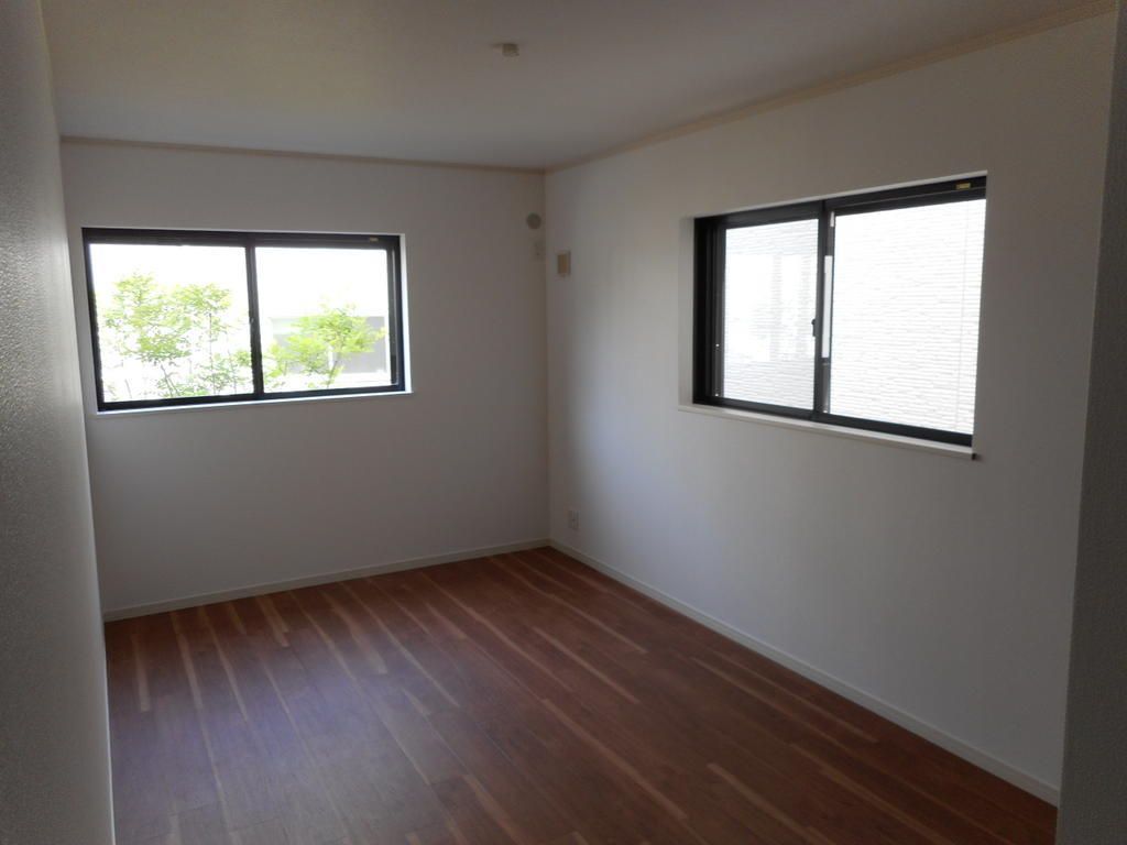 Renovated 4LDK House for Sale in Fujiidera, Osaka - Thumbnail 3