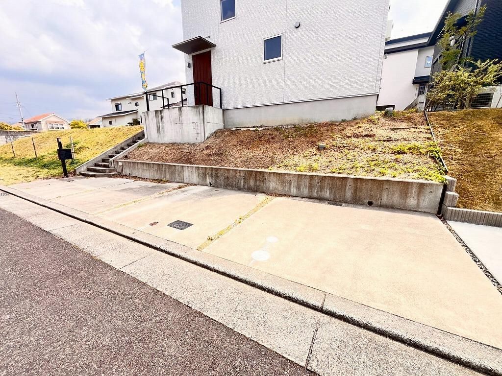 3LDK Detached House for Sale in Kumatori, Osaka - Spacious Family Home - Thumbnail 3