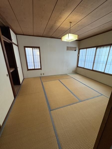 3LDK Detached House in Kobe Fujimigaoka with Parking - Thumbnail 3
