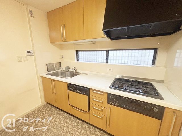 4LDK Lightweight Steel House in Kobe's Sakuragaoka | 1980万円 - Thumbnail 4
