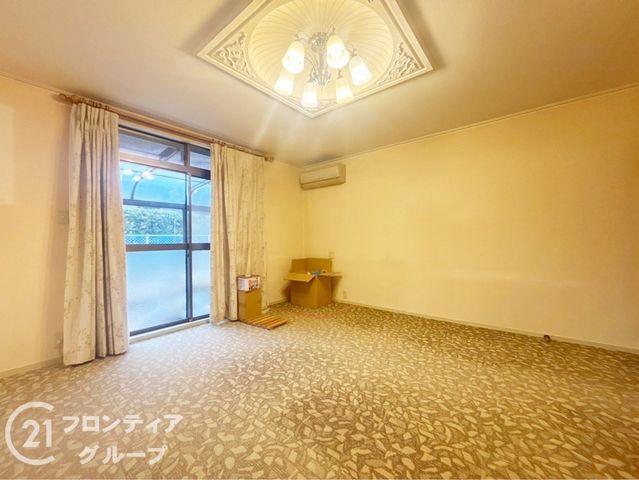 4LDK Lightweight Steel House in Kobe's Sakuragaoka | 1980万円 - Thumbnail 3