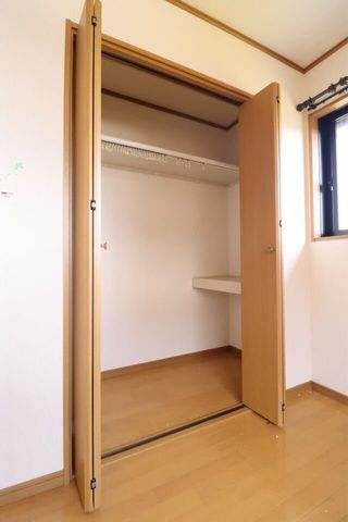 4SLDK Family Home with Parking in Yokkaichi, Mie | 18000000 Yen - Thumbnail 2