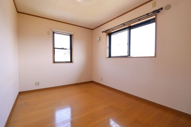 4SLDK Family Home with Parking in Yokkaichi, Mie | 18000000 Yen - Thumbnail 4