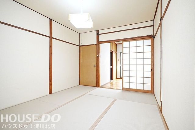 Renovated 3DK Terrace House Near Mitejima Station, Osaka - Thumbnail 3