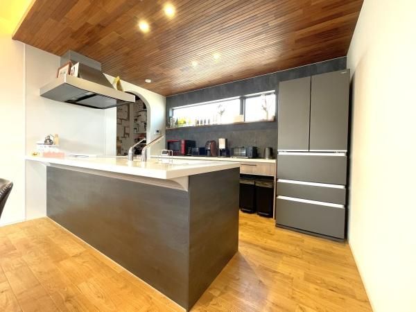 Modern 2SLDK House with 4 Car Parking in Oita City - Thumbnail 3