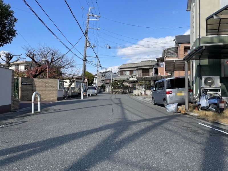 Renovated 3LDK House with Solar Panels in Higashiosaka, Osaka - Thumbnail 2