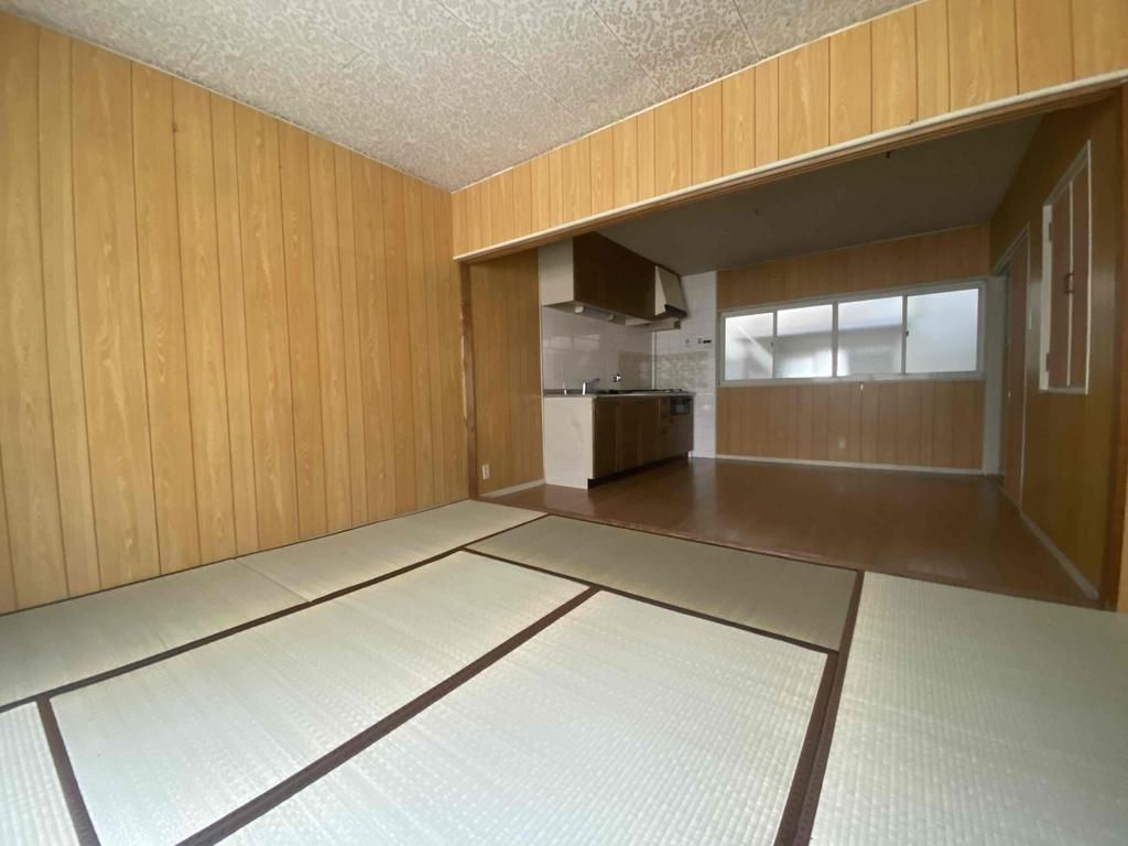 5DK House for Sale in Konohana-ku, Osaka - 87.96 sqm - Thumbnail 3