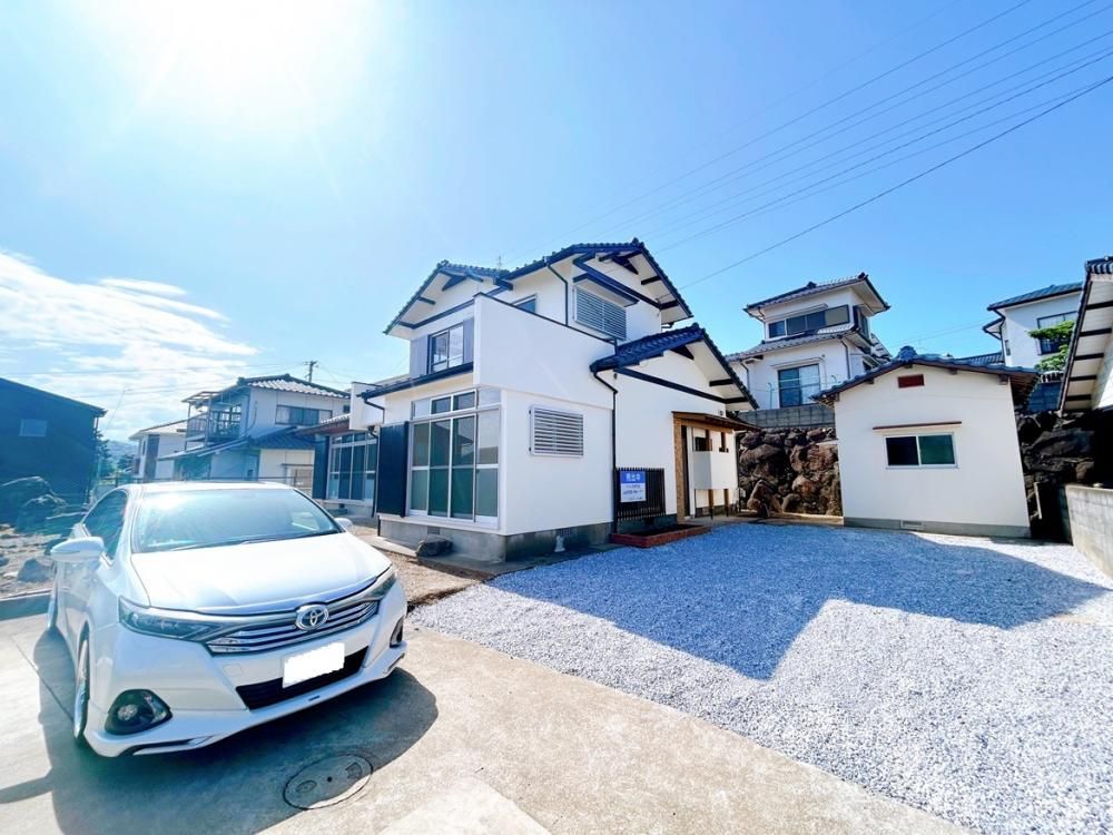 Renovated 4LDK House in Hiji, Oita - 129.55 sqm - Thumbnail 2