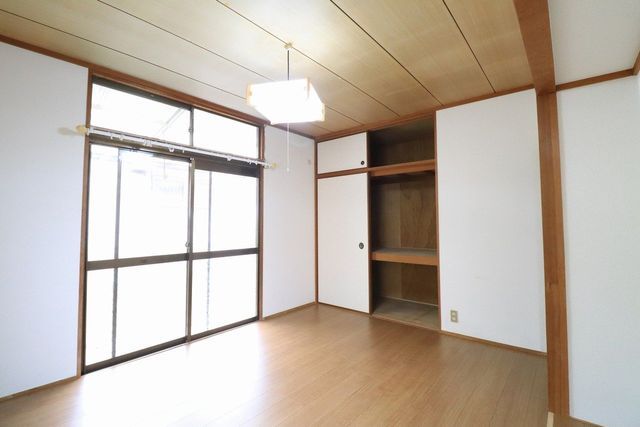 Renovated Single-Story 4DK House in Hioki City, Kagoshima - Thumbnail 4