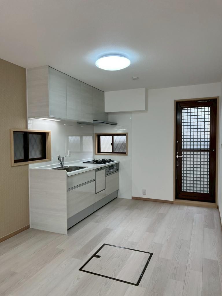 Renovated Sekisui Heim 2SLDK House in Sakai Kita Ward, Osaka - Thumbnail 3