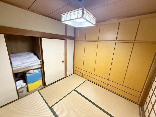 3LDK Wooden House for Sale in Yodogawa-ku, Osaka - Thumbnail 4