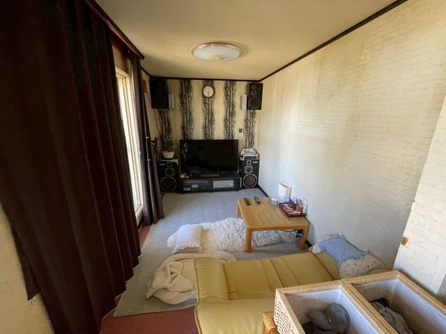 8LDK House for Sale on Large Plot in Obihiro, Hokkaido - Thumbnail 3