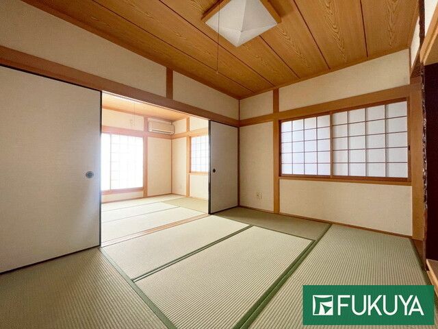4SLDK Detached House with Garden in Katano City, Osaka - Thumbnail 2