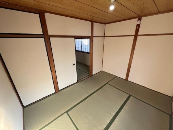Renovated 4LDK House near Neyagawa-shi Station, Osaka - Thumbnail 4