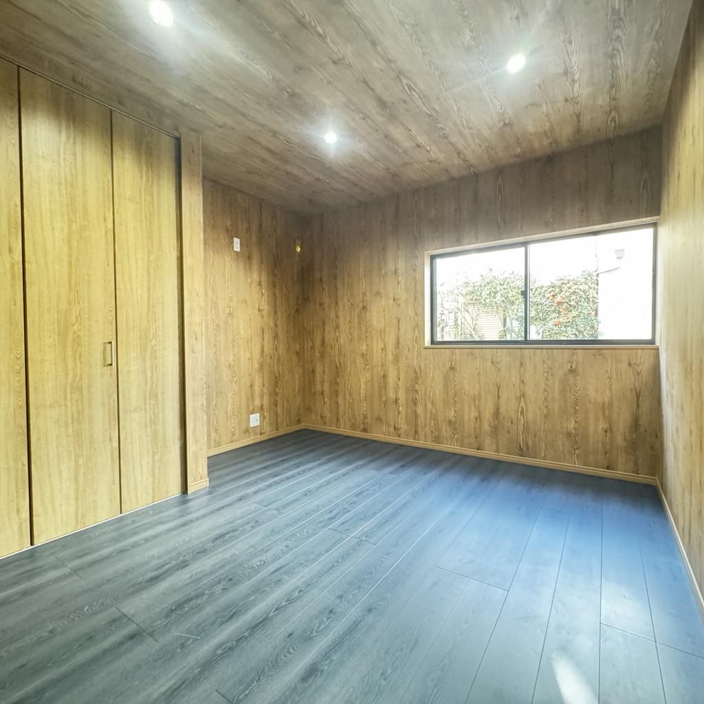 6LDK Corner House with Sauna & Renovation in Habikino, Osaka - Thumbnail 4