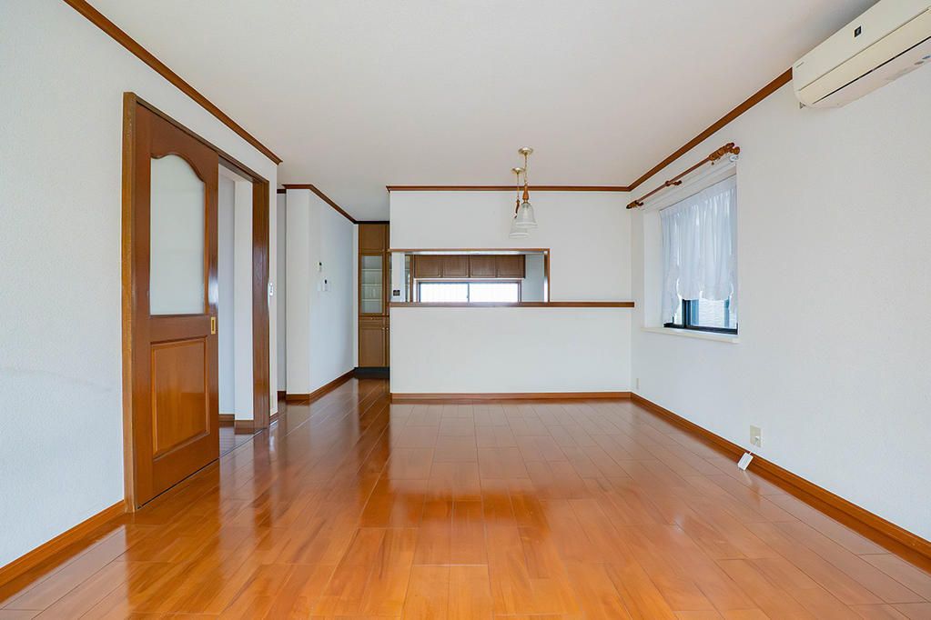 Used Detached House 4LDK 113.01sqm in Wakayama City - Thumbnail 3