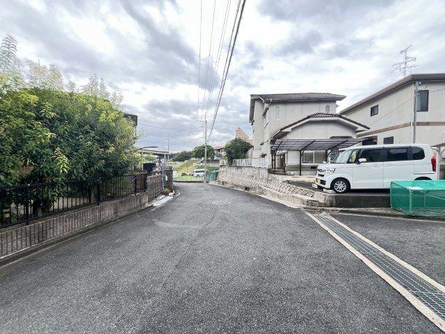 Renovated 4LDK House for Sale in Yamatokoriyama, Nara - Thumbnail 3