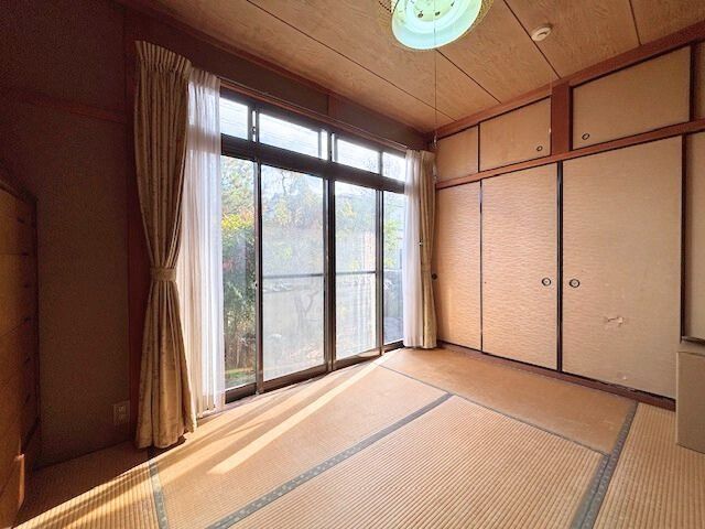 5SDK House for Sale in Yokkaichi with Garage - Thumbnail 3