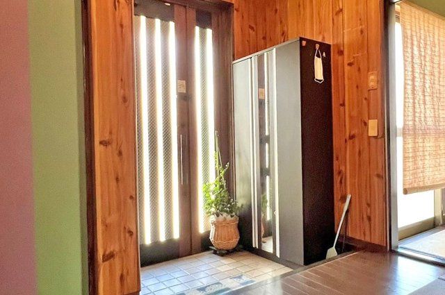 5DK House with Large Garden for Sale in Kumatori, Osaka - Thumbnail 2