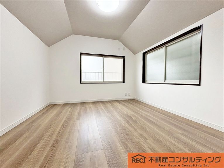 Renovated 3LDK Steel House for Sale in Kobe Higashinada - Thumbnail 3