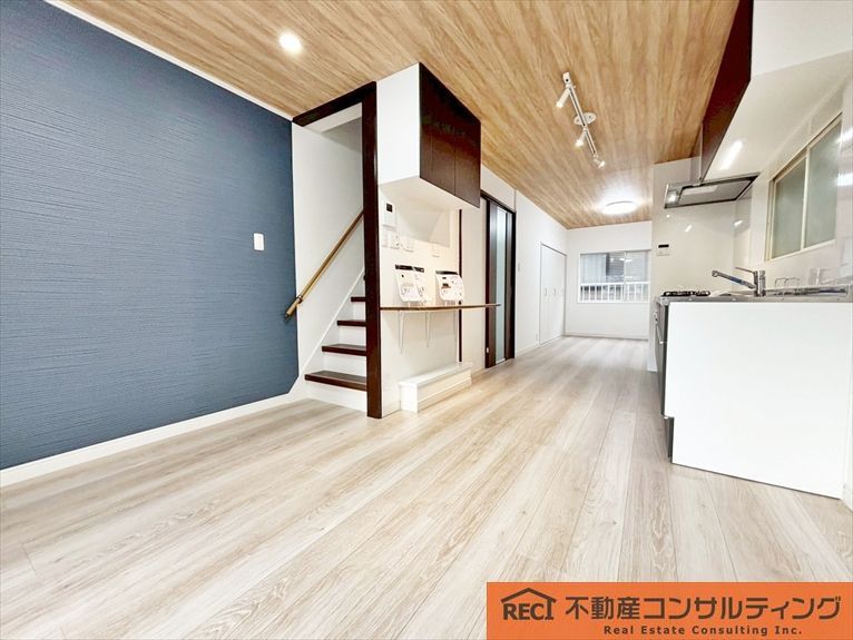 Renovated 3LDK Steel House for Sale in Kobe Higashinada - Thumbnail 4