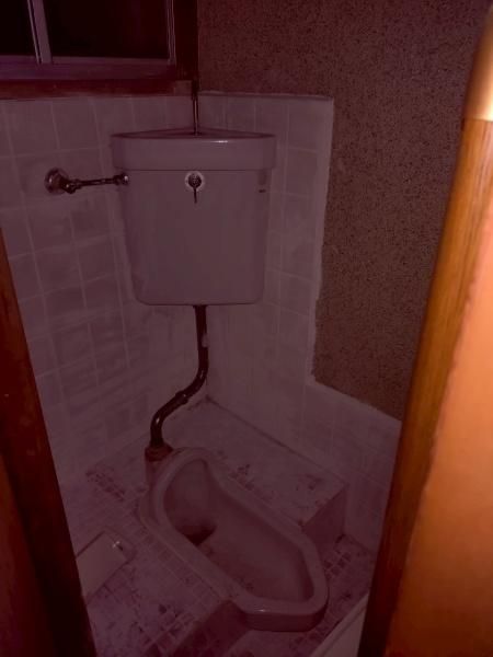 3K Terraced House for Sale in Hirakata, Osaka - 2000000 Yen - Thumbnail 3