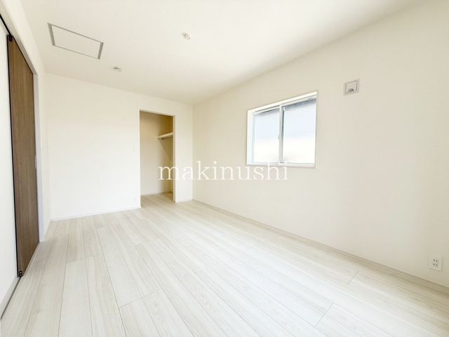 New 3LDK House in Sakai, Osaka with Seismic Dampers & Long-Term Certification - Thumbnail 2