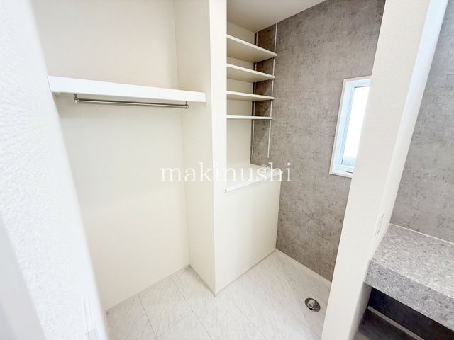 New 3LDK House in Sakai, Osaka with Seismic Dampers & Long-Term Certification - Thumbnail 3