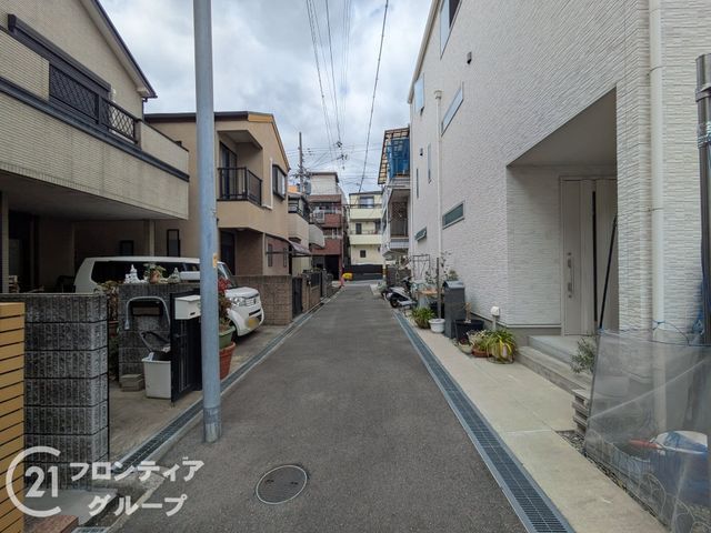 7LDK Steel-Framed House for Sale in Kobe Nagata Ward - Thumbnail 3