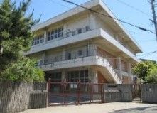 3SLDK Detached House for Sale in Takaishi, Osaka - Near Hagoromo Station - Thumbnail 3
