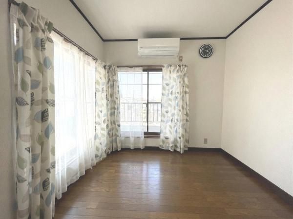 Renovated 4LDK House Near Takarazuka Station - Thumbnail 4