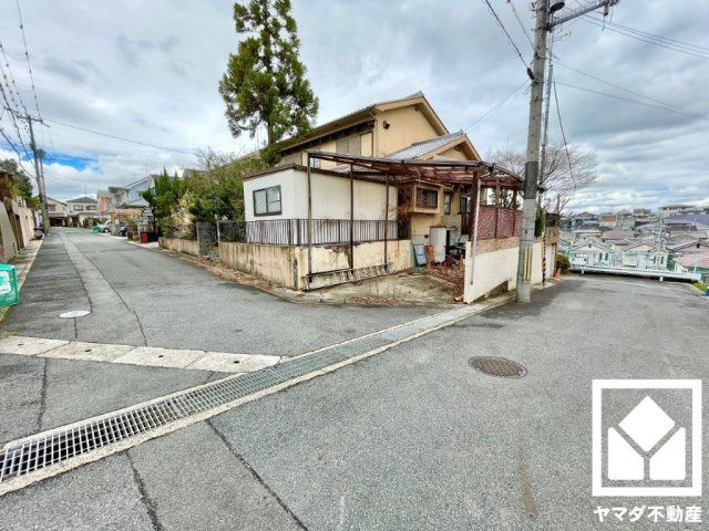 4LDK Detached House for Sale in Uji City, Kyoto - Thumbnail 3
