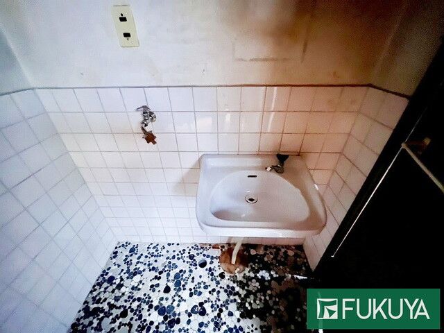 Terraced House for Sale in Uji, Kyoto - 7 Min Walk to Kogura Station - Thumbnail 2