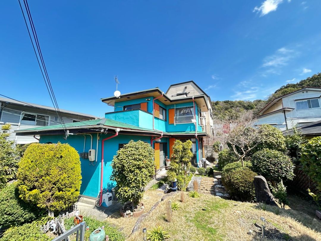 5DK Detached House for Sale in Misaki Town, Osaka with Sea Views - Thumbnail 2