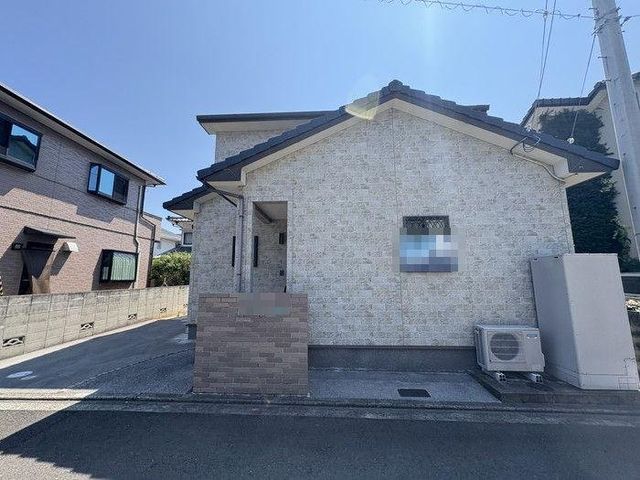 3LDK Detached House in Matsuyama | Spacious Home with Modern Amenities - Thumbnail 3