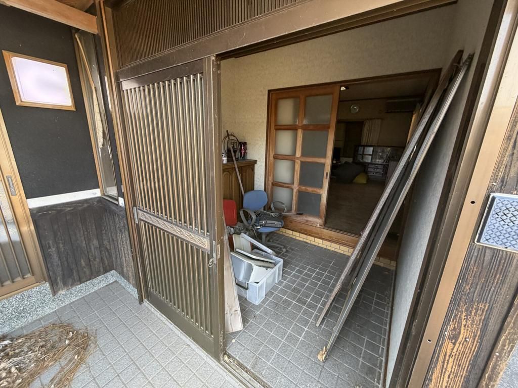 5LDK Vacant House for Sale in Mihama, Wakayama - 185.36 sqm - Thumbnail 4