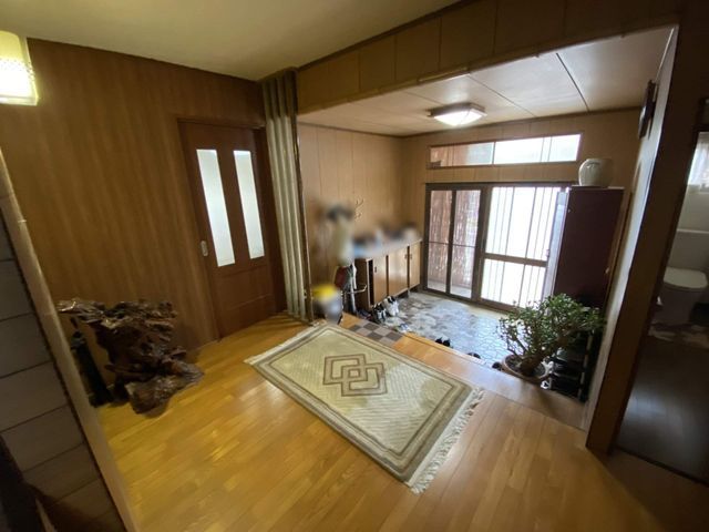 Renovated 5LDK House for Sale near Nishi-Maizuru Station, Maizuru - Thumbnail 2