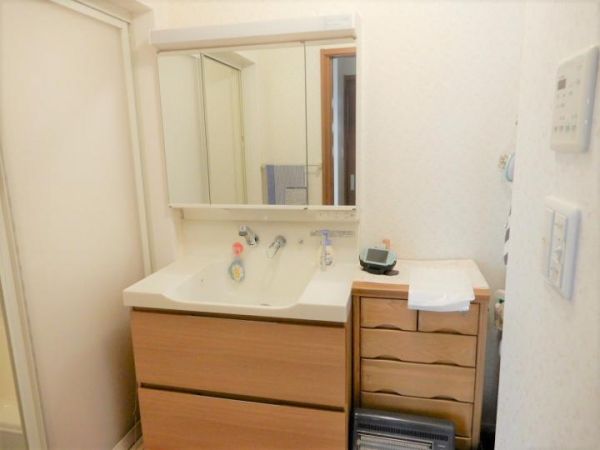 4DK Corner House for Sale in Osaka Nishinari Ward - Thumbnail 4