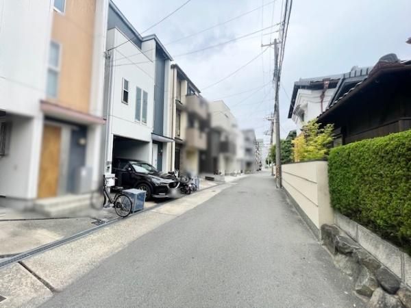 4LDK House for Sale in Higashiyodogawa-ku, Osaka - Thumbnail 2