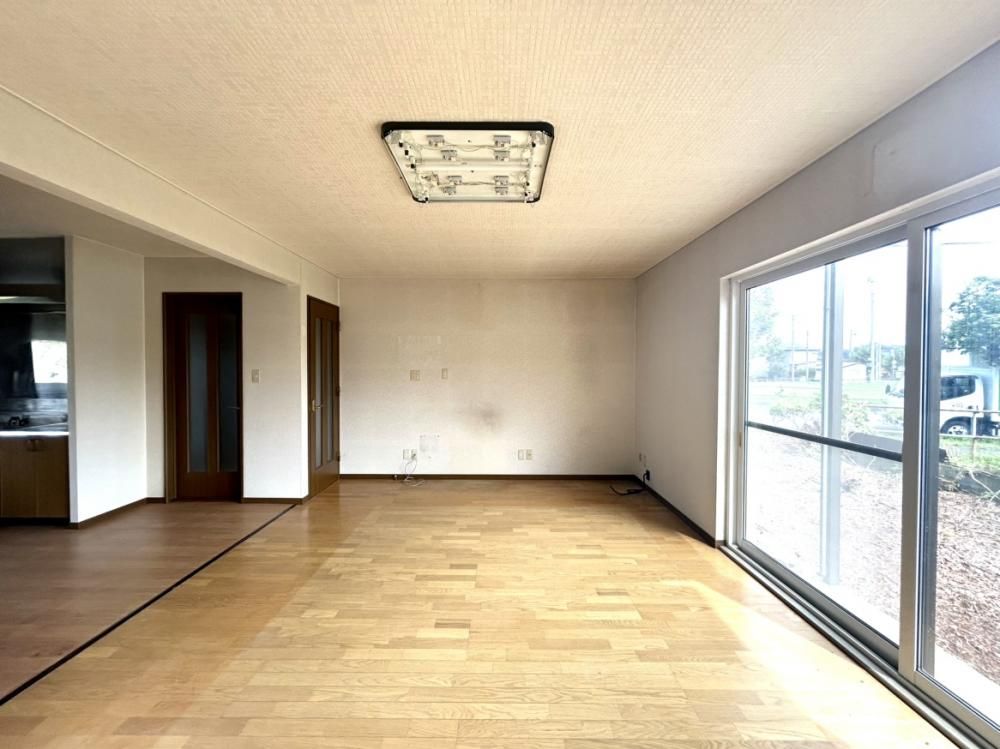 Renovated 3-Bedroom House for Sale in Noboribetsu, Hokkaido - Thumbnail 3