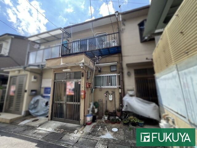 Used Terraced House 5K in Ukyo-ku, Kyoto for 9.8 Million Yen - Thumbnail 2