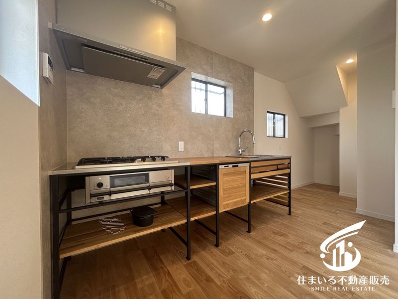 Renovated 2LDK House for Sale in Yawata, Kyoto - Thumbnail 4